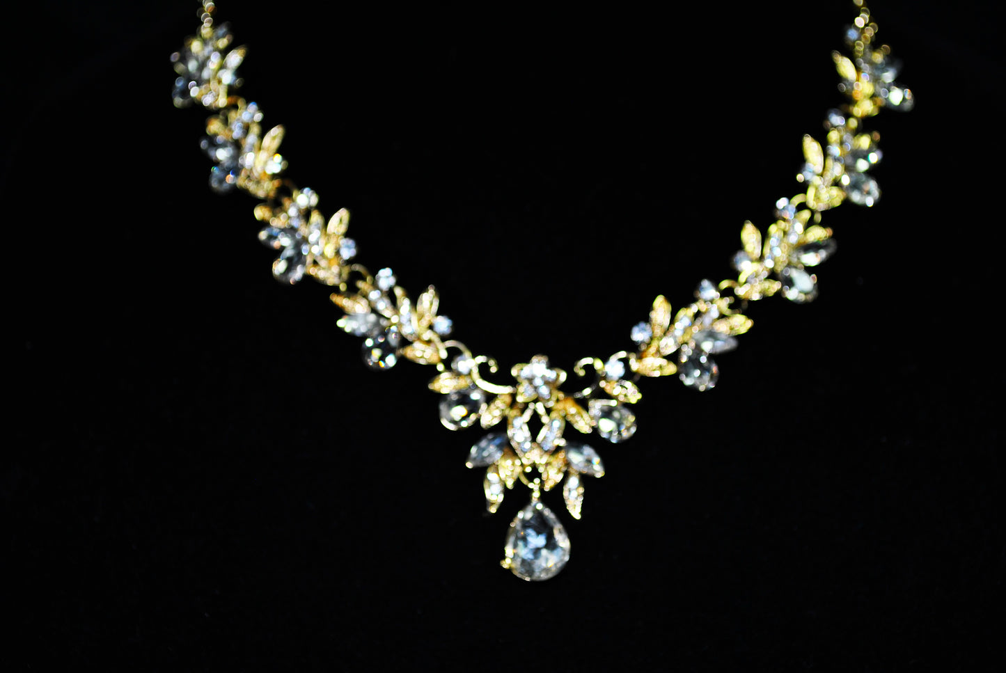 Gold Leaf and Crystal Bridal Necklace Set