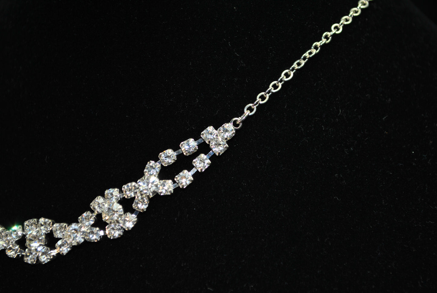 Crystal Criss Cross Necklace with Pendant